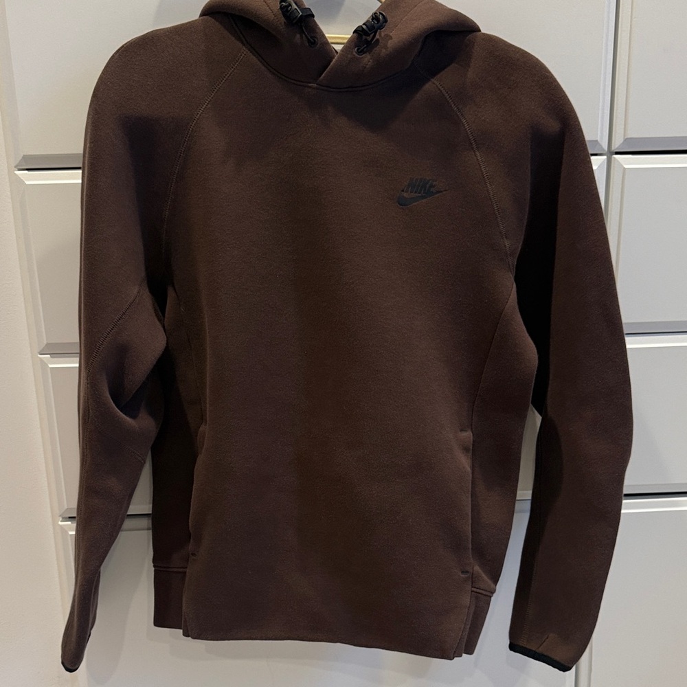 Nike Men’s Dark Brown Pullover Hoodie Size- Small